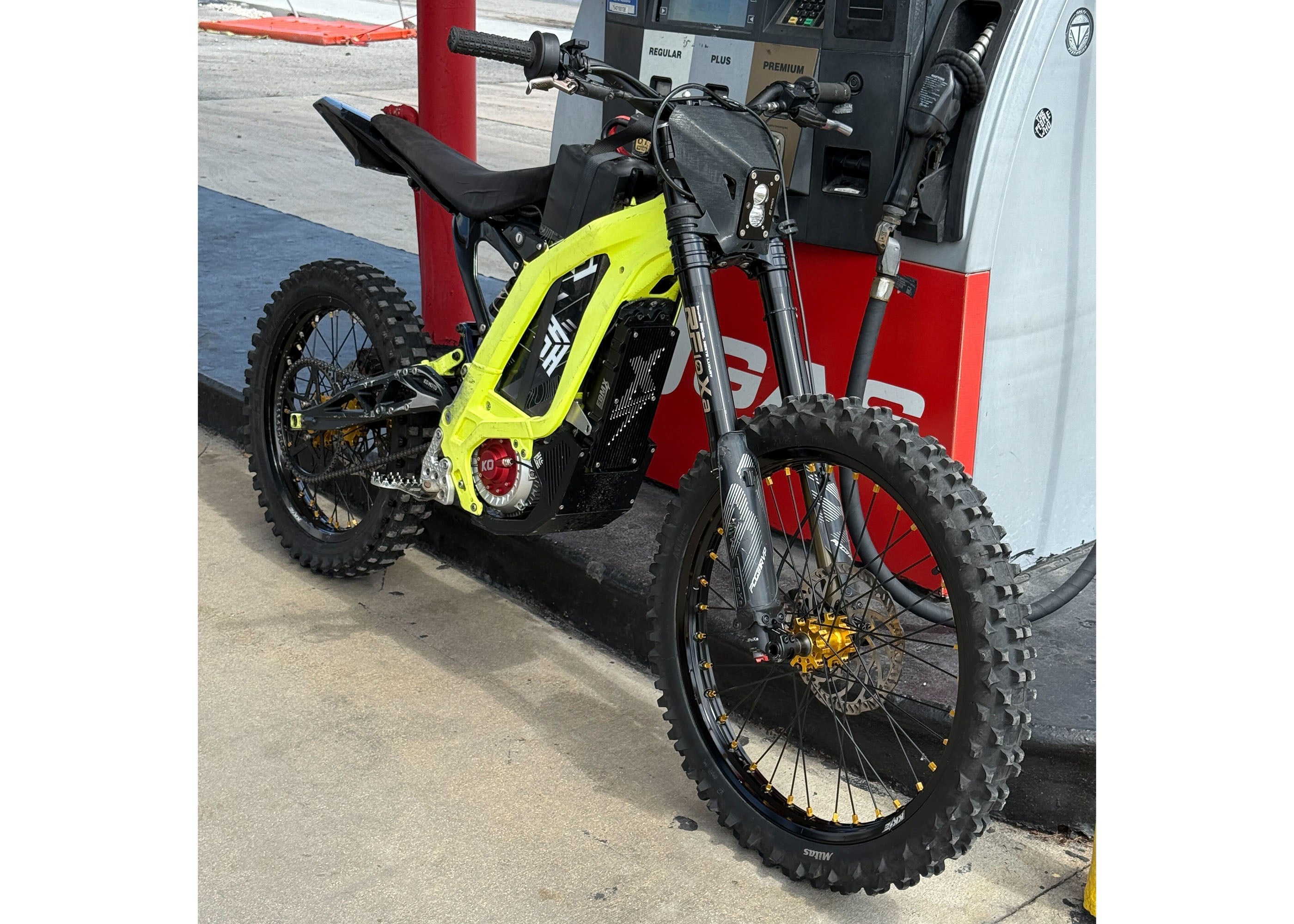 Heavy Hitter Surron V2 Skid Plate